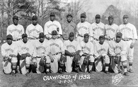 525px-1932_Pittsburgh_Crawfords.jpg