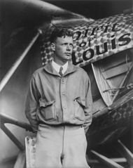 190px-Charles_Lindbergh_and_the_Spirit_of_Saint_Louis_(Crisco_restoration,_with_wings).jpg