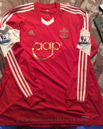 football_shirt_41731_1_352x440x1.jpg